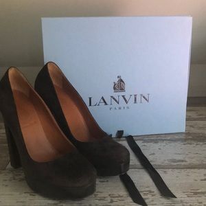 Lanvin brown suede pumps